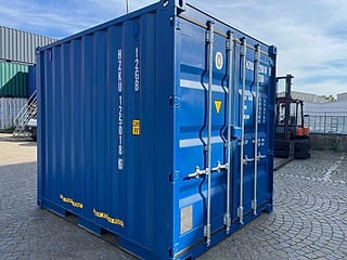 10-Fuß Seecontainer in RAL 5010 Enzianblau – Dreiviertelansicht