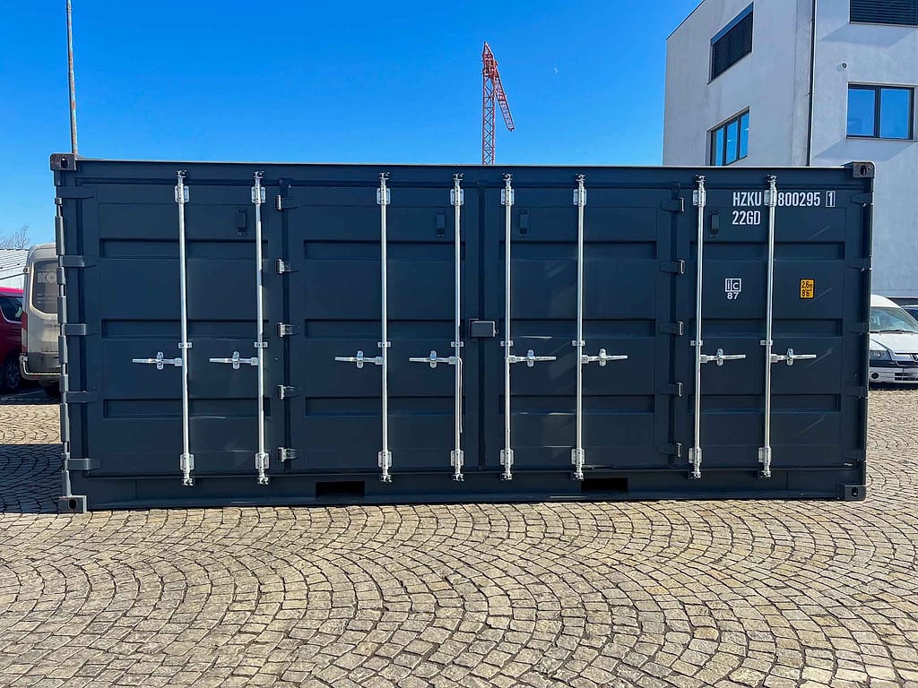 20-Fuß Container mit offener Seite in RAL 7016 Anthrazitgrau – Seitenansicht mit geschlossenen Seitentüren