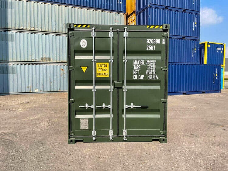 20-Fuß High-Cube Seecontainer in RAL 6007 Flaschengrün – Frontansicht der Doppelflügeltür